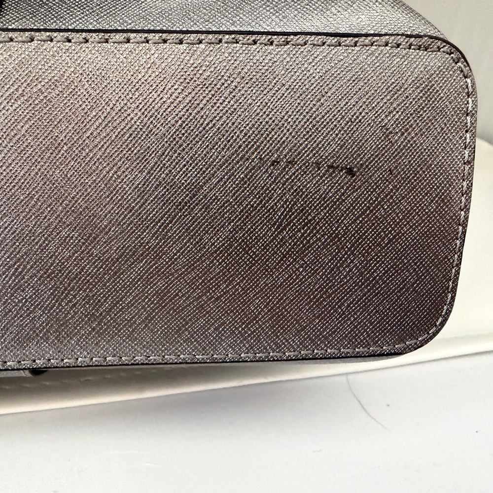 Henri Bendel Gray Satchel Silver Laptop/ Briefcase and COA - Picture 4 of 7